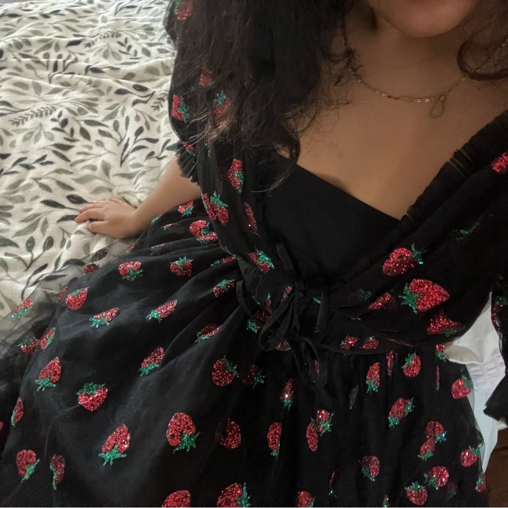 Lirika matoshi black strawberry glitter tulle midi dress size L